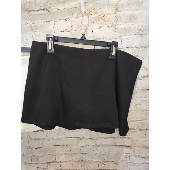 Set Of 2 Skorts Women Skirt With Shorts Size Large NWoT Mini Skirt - Picture 3 of 3